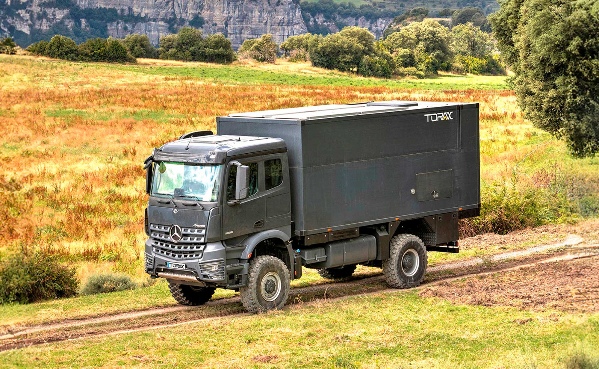 off-grid-torax-trucks-14